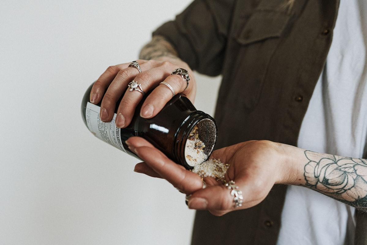 Men's strength and wellness supplements